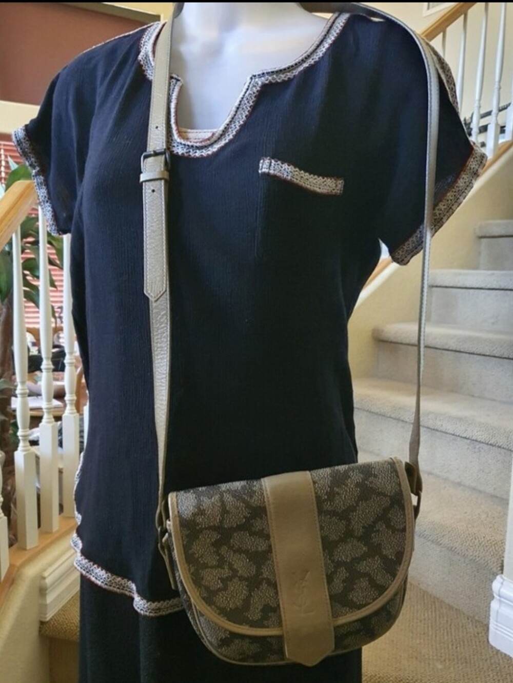Yves Saint Laurent Flap Giraffe Prnt Coated Canvas/Tan Leather YSL Crossbody Bag - Picture 4 of 11